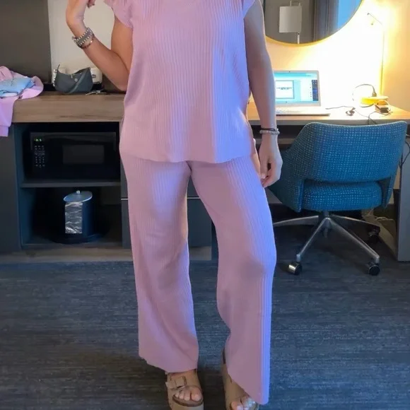 Lilac Ribbed Knit Lounge Set - Picture 3 of 7